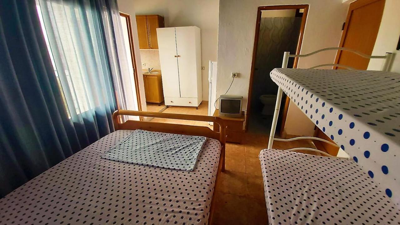 Ramo'S Cozy Beachside Haven With Panoramic Views - 2Nd Vlorë Eksteriør bilde